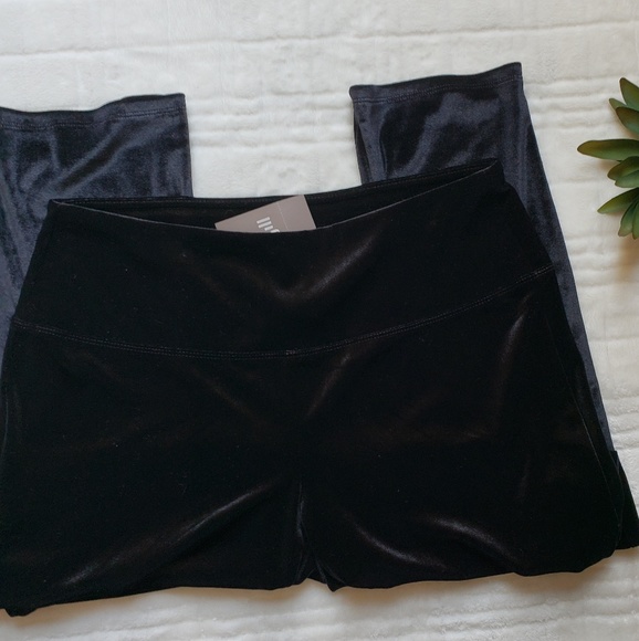 J. Jill Wearever Smooth-Fit Slim Ankle Velvet Pant - Picture 3 of 5